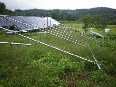 小尾平太陽光発電所増設工事中の写真